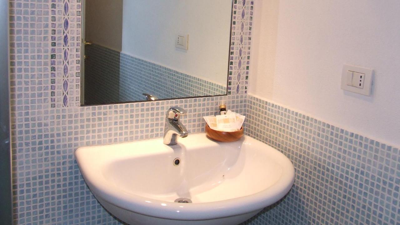 Roma 46 Apartment อาลเกโร ภายนอก รูปภาพ